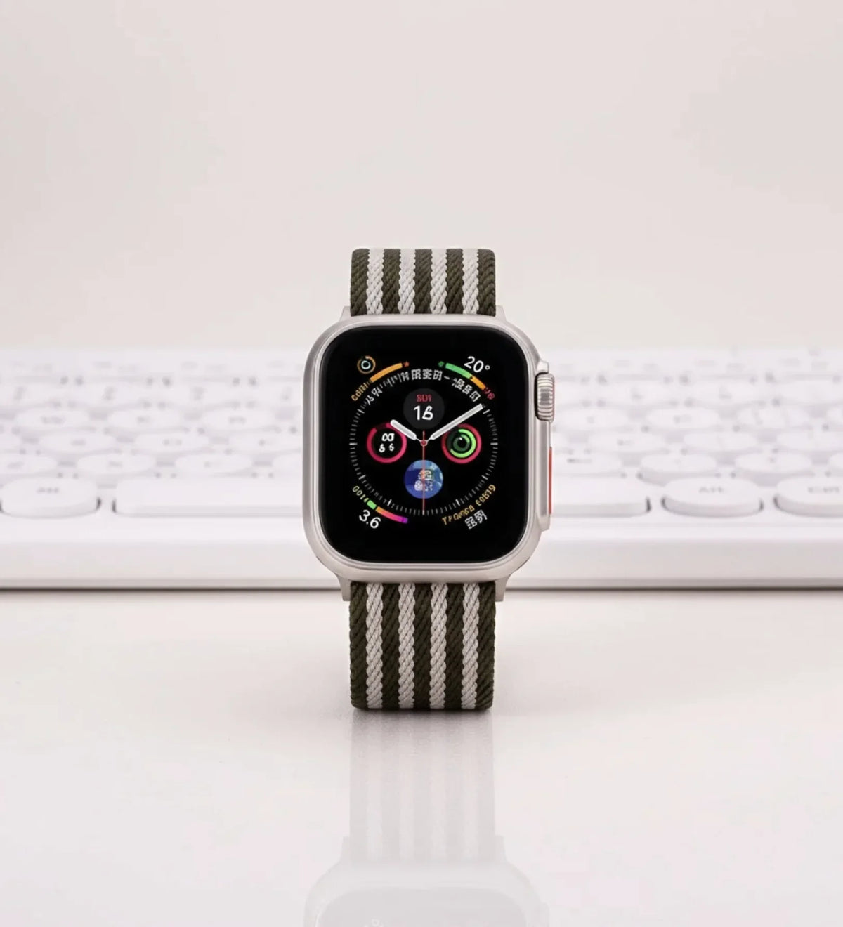 Parachute-Buckle Striped Nylon Apple Watch Band – Olive Green